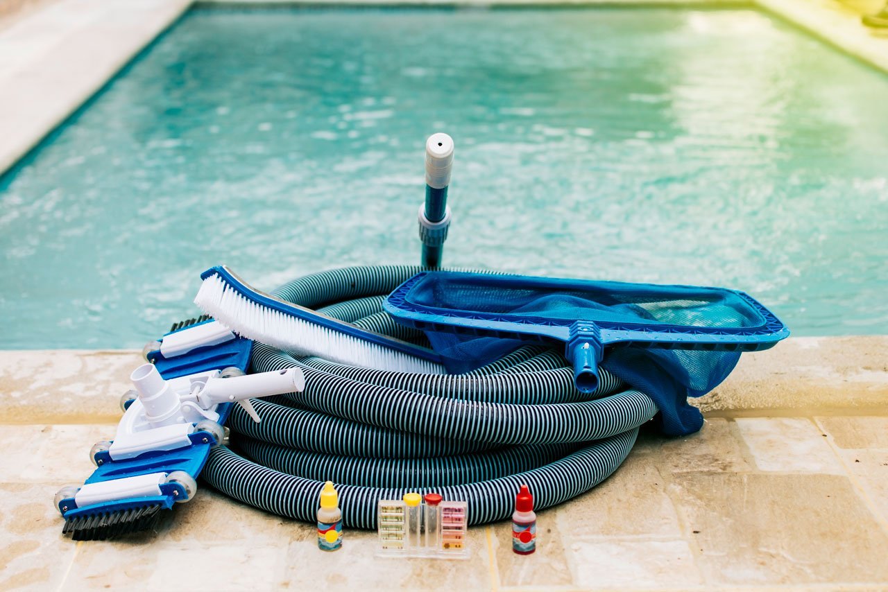 How Much Does Pool Cleaning Service Cost?